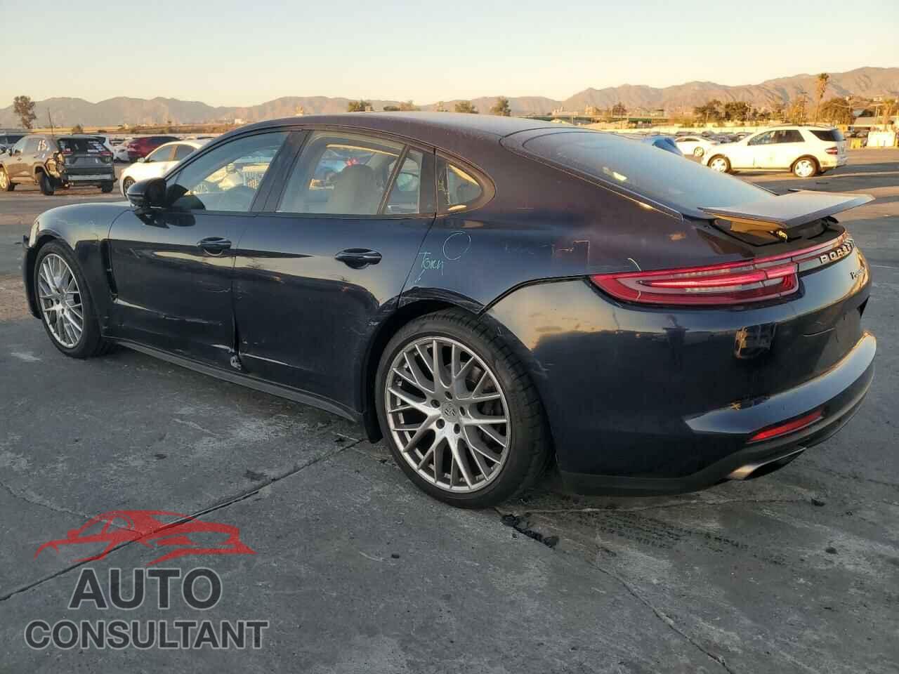 PORSCHE PANAMERA 2018 - WP0AA2A70JL110362