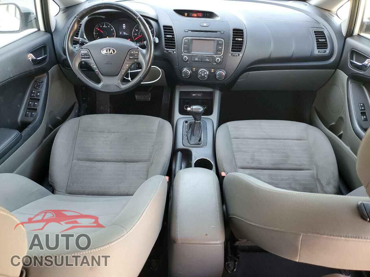 KIA FORTE 2016 - KNAFX4A89G5486349
