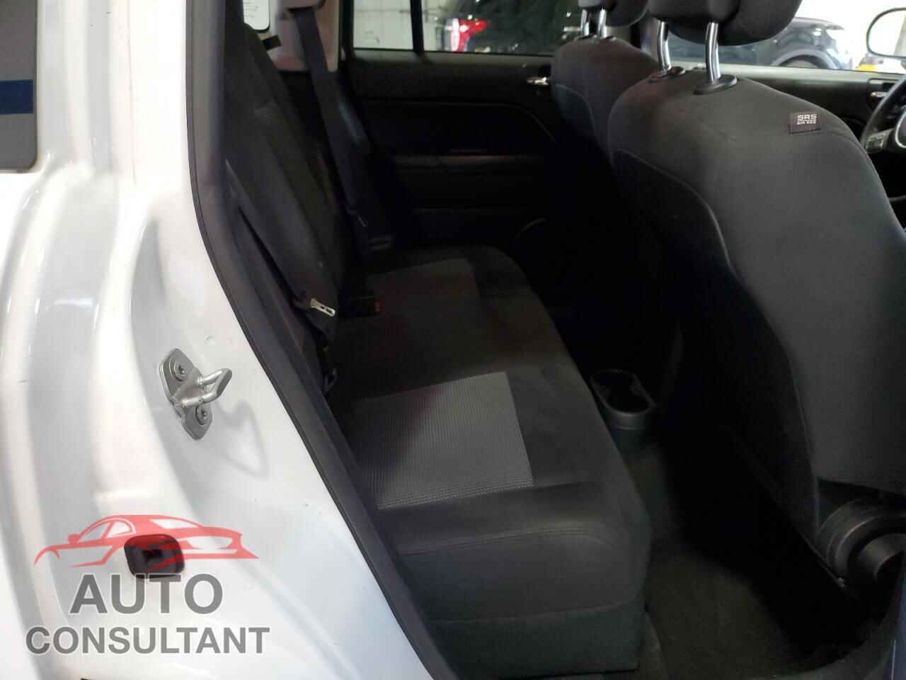 JEEP COMPASS 2016 - 1C4NJCBA2GD611368