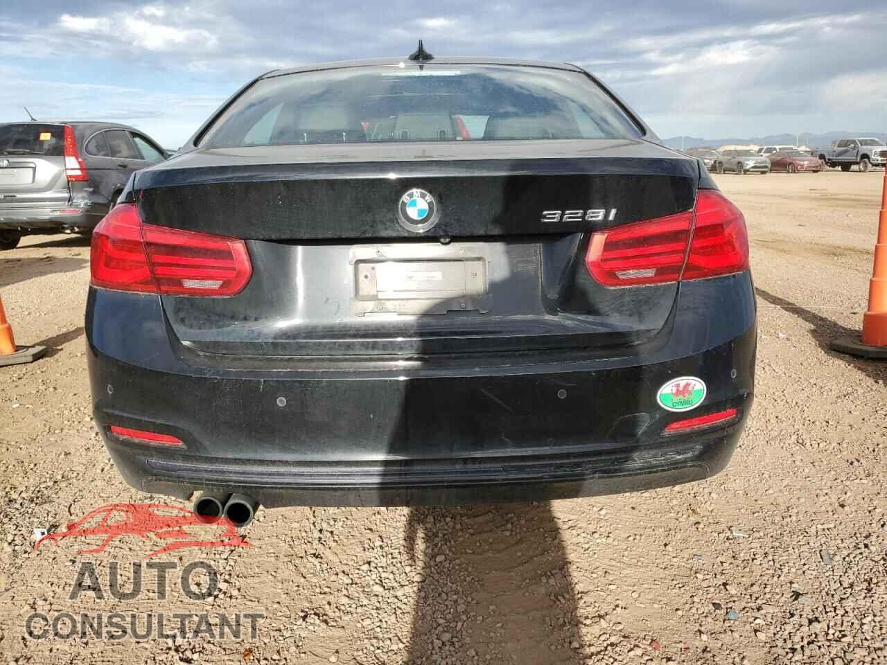 BMW 3 SERIES 2016 - WBA8E9G59GNT82985
