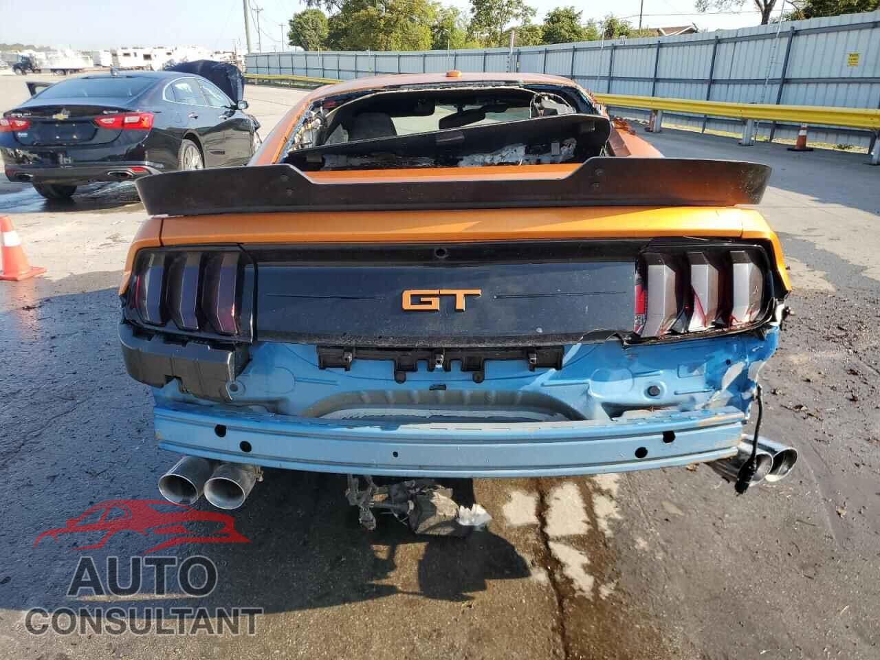 FORD MUSTANG 2019 - 1FA6P8CFXK5174318