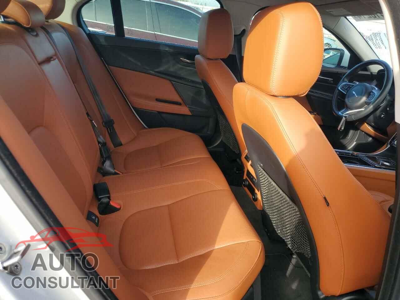 JAGUAR XE 2018 - SAJAN4EV8JCP17331