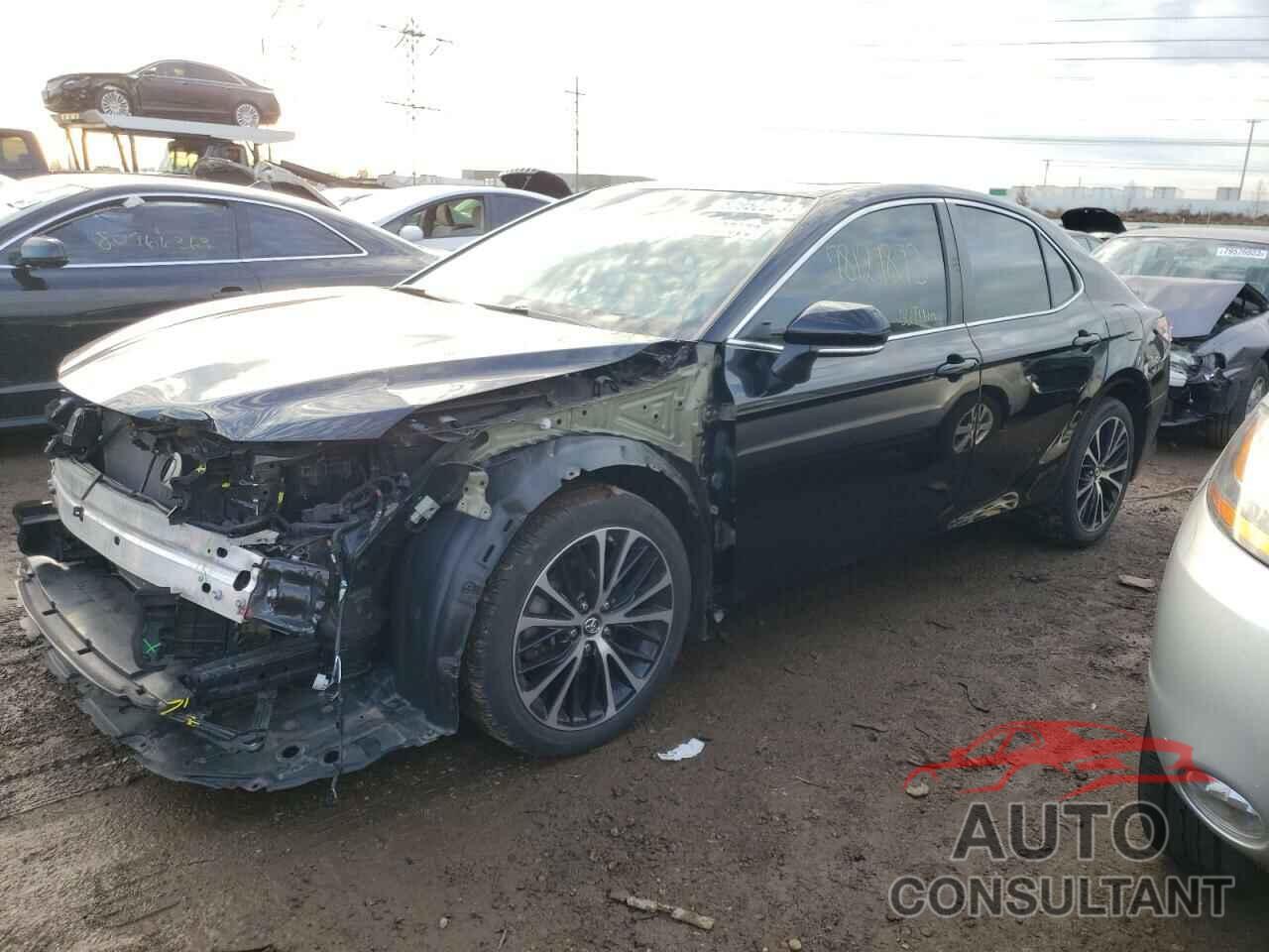 TOYOTA CAMRY 2018 - 4T1B11HK3JU676188