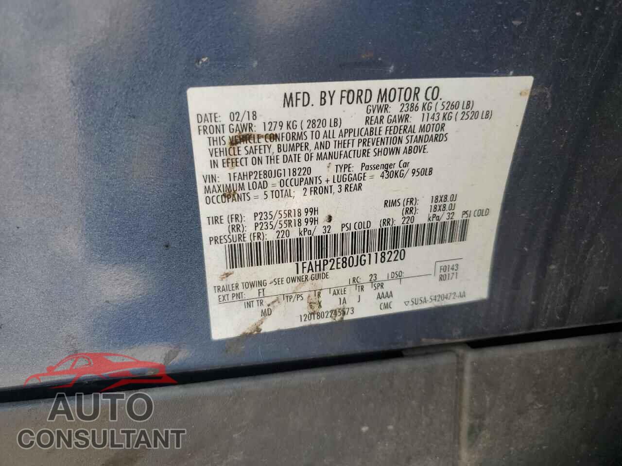 FORD TAURUS 2018 - 1FAHP2E80JG118220