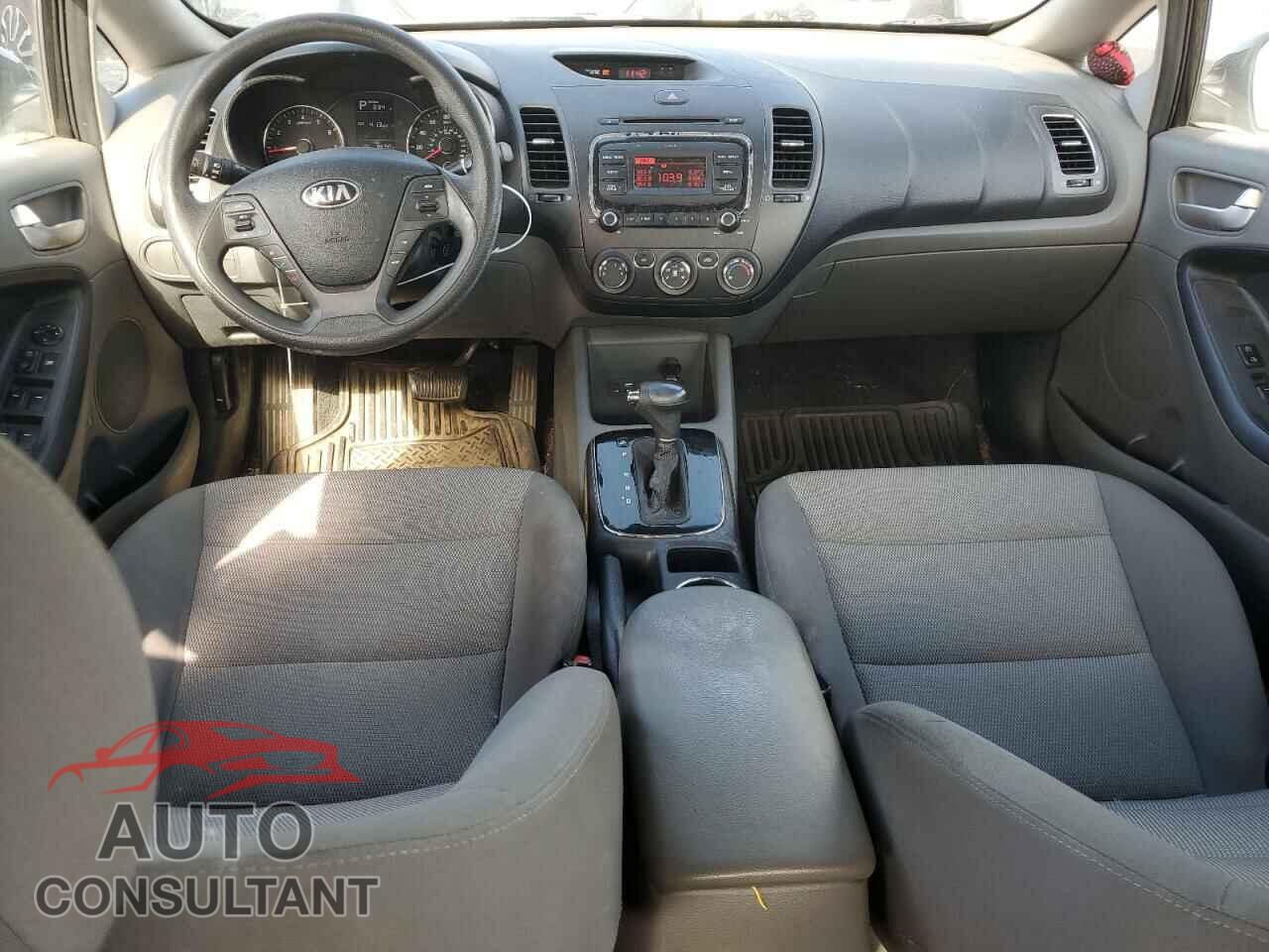 KIA FORTE 2017 - 3KPFK4A72HE061103