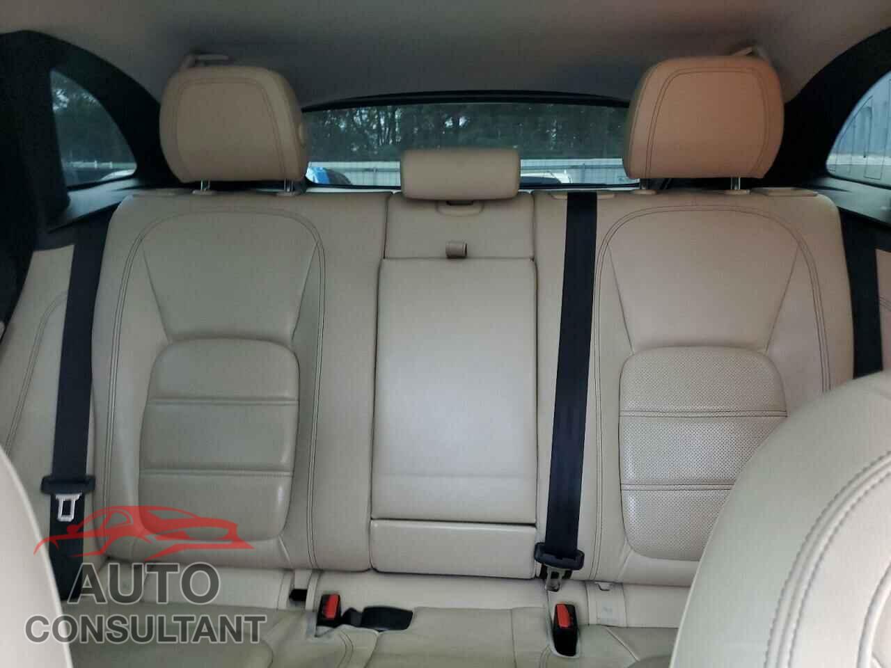 JAGUAR F-PACE 2018 - SADCK2FX1JA288778