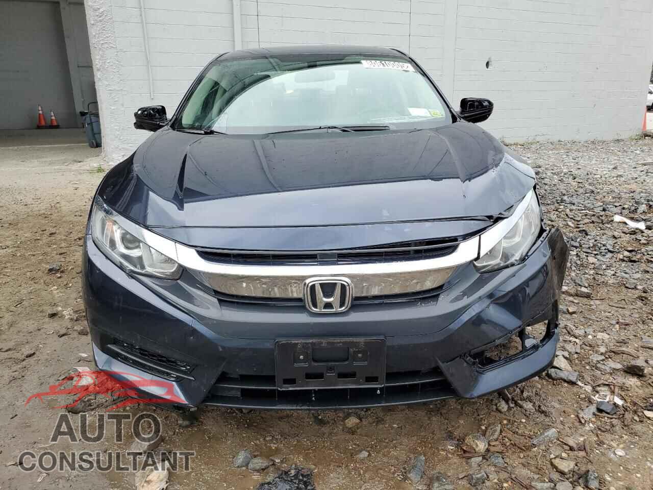 HONDA CIVIC 2018 - 2HGFC2F73JH510004