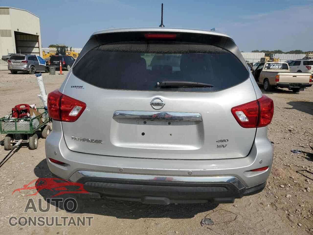 NISSAN PATHFINDER 2017 - 5N1DR2MM8HC699626