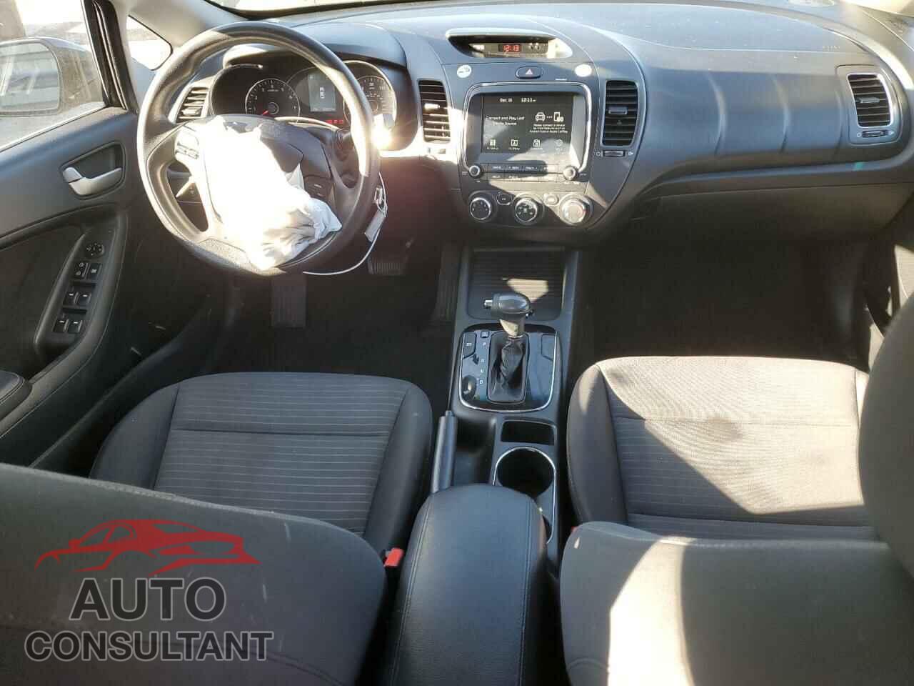 KIA FORTE 2018 - 3KPFL4A7XJE217763