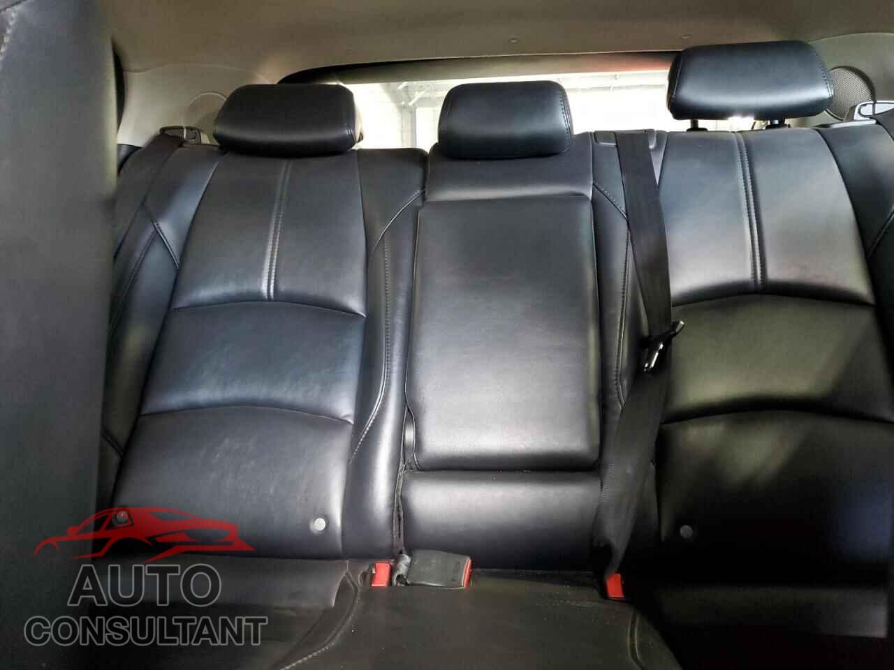 MAZDA 3 2018 - 3MZBN1L31JM243348