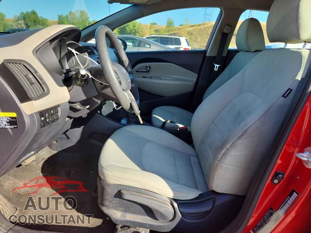 KIA RIO 2012 - KNADM5A34C6090845