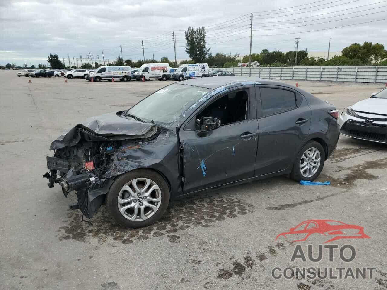 TOYOTA YARIS 2018 - 3MYDLBYV2JY311961