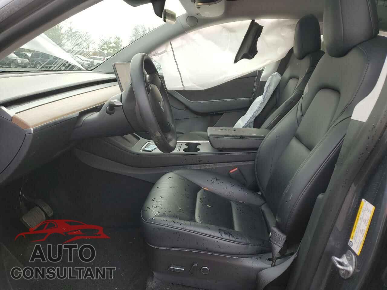 TESLA MODEL Y 2022 - 7SAYGDEE5NF310084