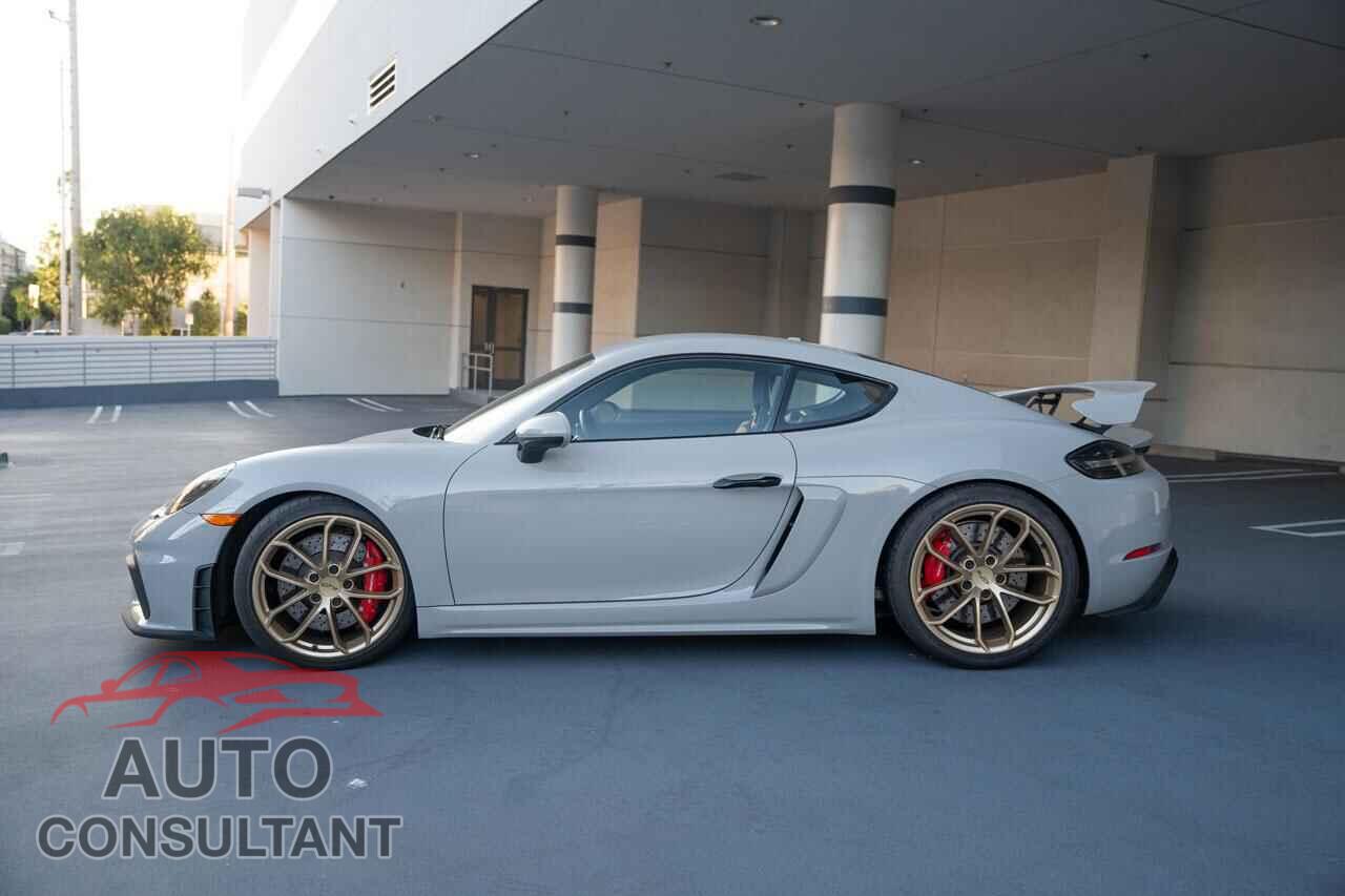 PORSCHE CAYMAN 2023 - WP0AC2A86PS275057