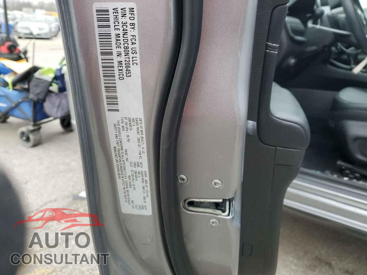 JEEP COMPASS 2022 - 3C4NJDCB0NT206453