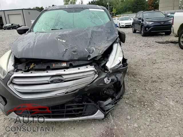 FORD ESCAPE 2017 - 1FMCU9GD2HUC48412