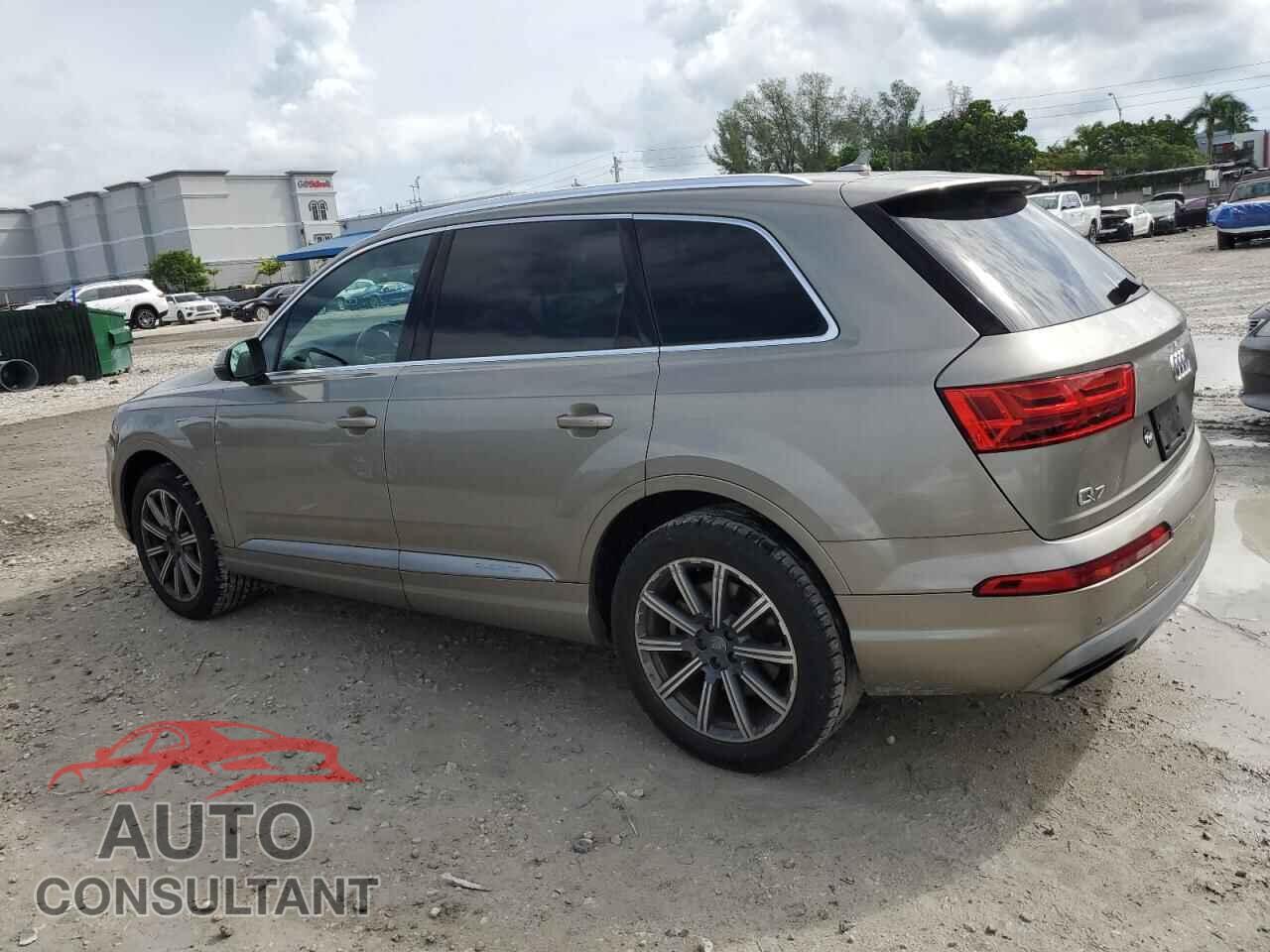 AUDI Q7 2017 - WA1LAAF71HD008126
