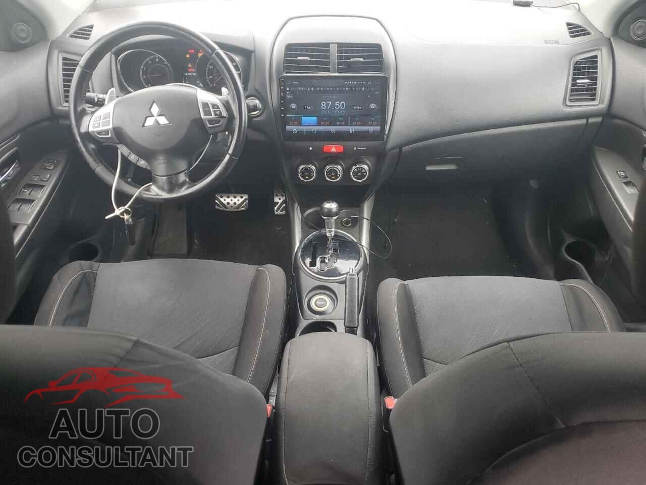 MITSUBISHI OUTLANDER 2013 - 4A4AR5AUXDE021299