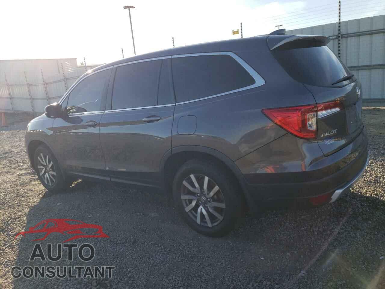 HONDA PILOT 2020 - 5FNYF5H33LB024375