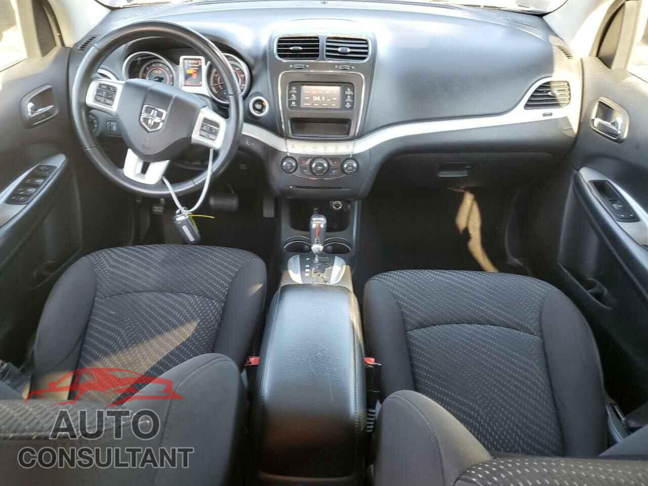 DODGE JOURNEY 2017 - 3C4PDCGG5HT613625