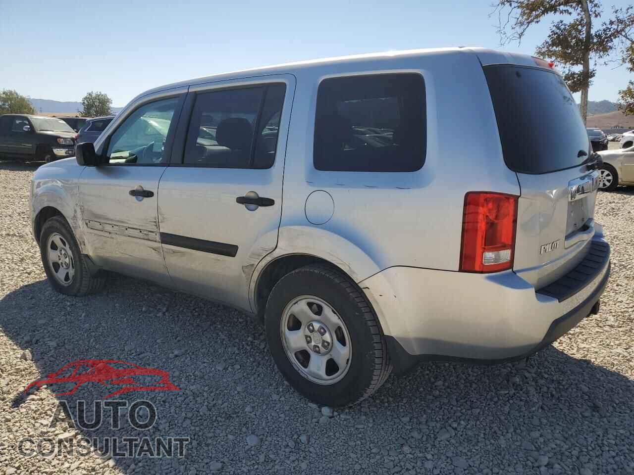 HONDA PILOT 2011 - 5FNYF3H27BB053159