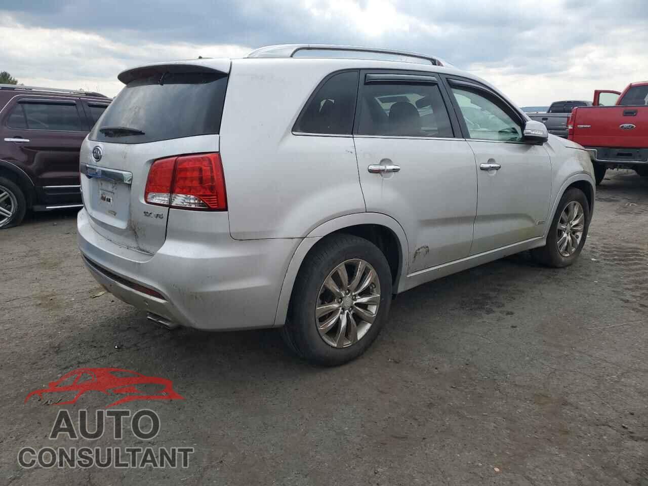 KIA SORENTO 2012 - 5XYKWDA28CG204252