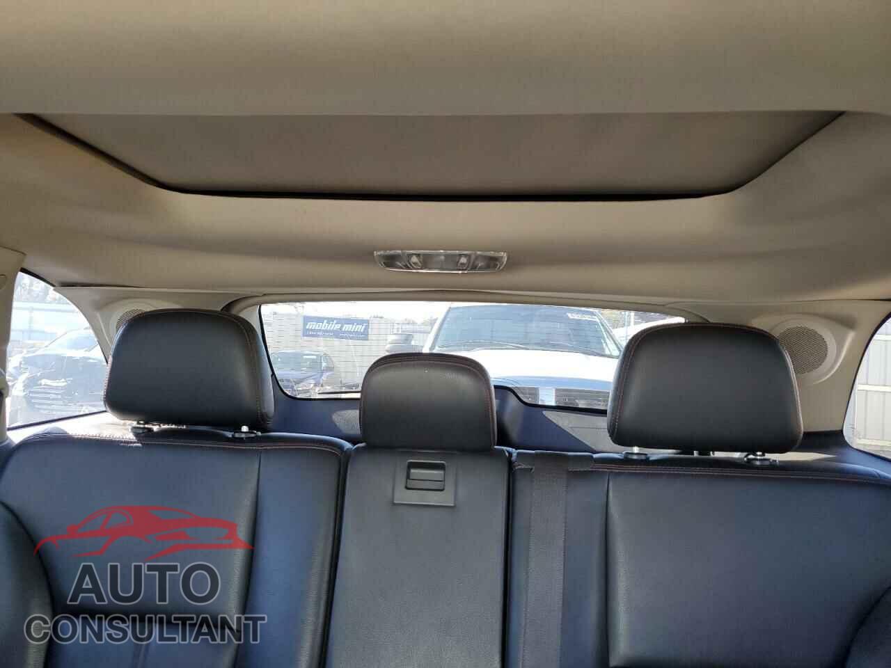 FORD EDGE 2011 - 2FMDK3KC0BBA43075