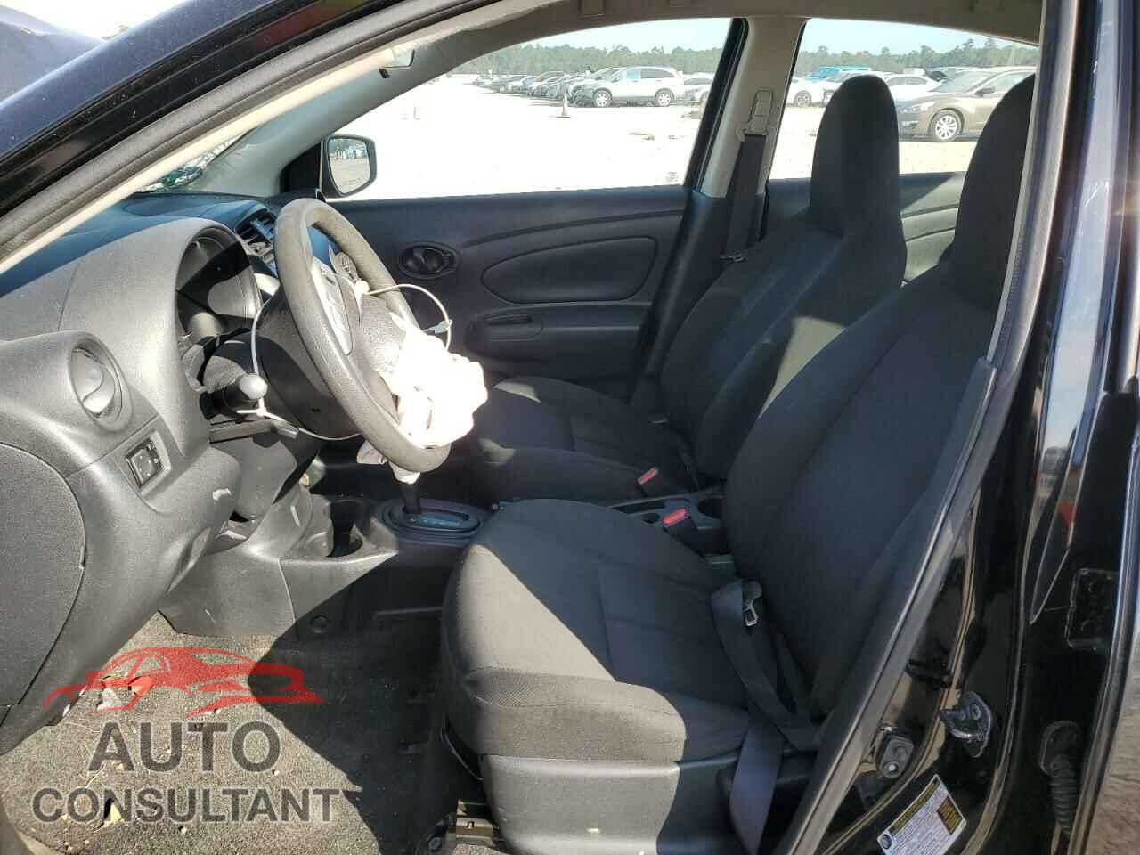 NISSAN VERSA 2017 - 3N1CN7AP1HL828336