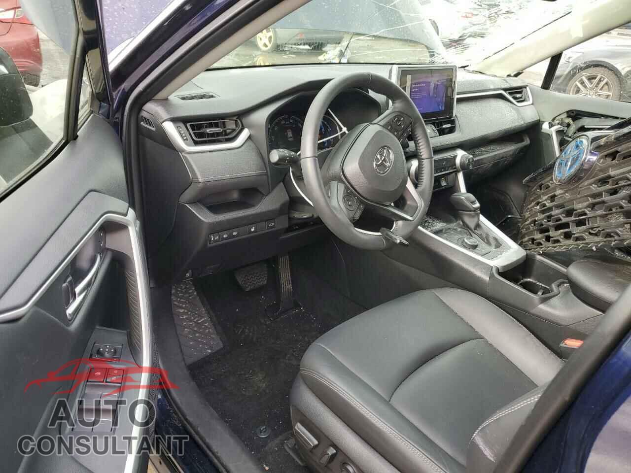 TOYOTA RAV4 2023 - JTMB6RFV8PD087132