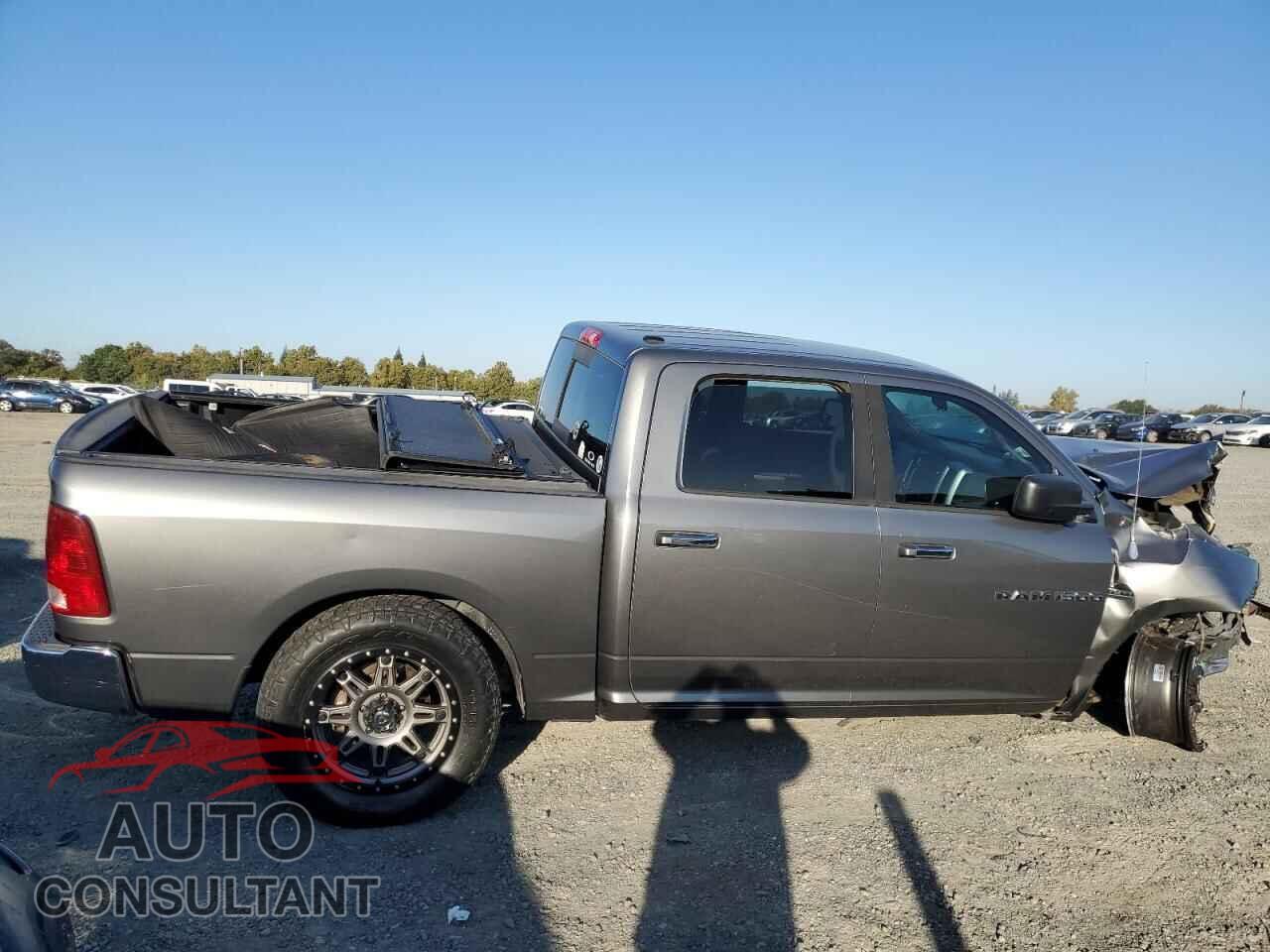 DODGE RAM 1500 2012 - 1C6RD7LT9CS221252