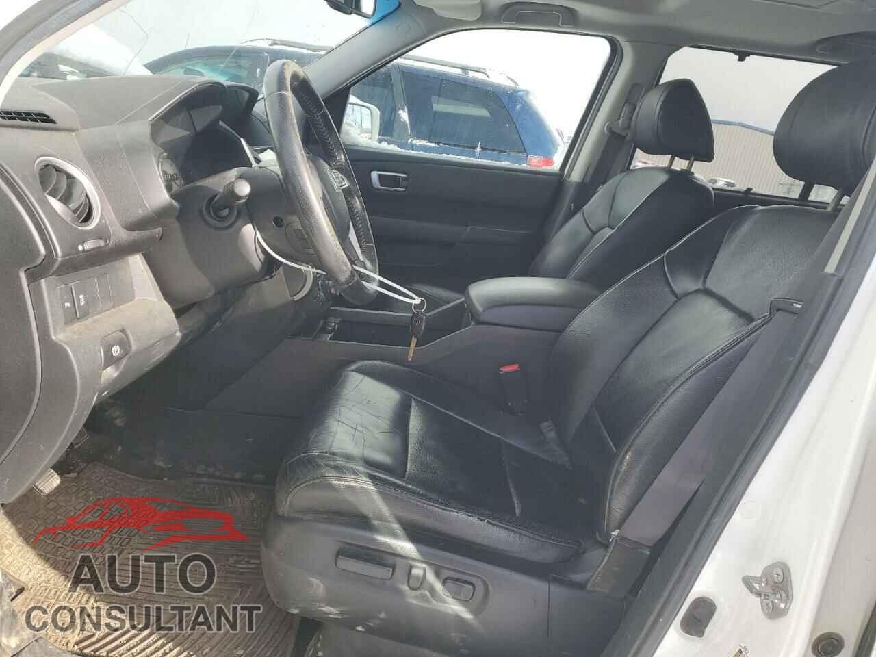HONDA PILOT 2012 - 5FNYF4H98CB013094