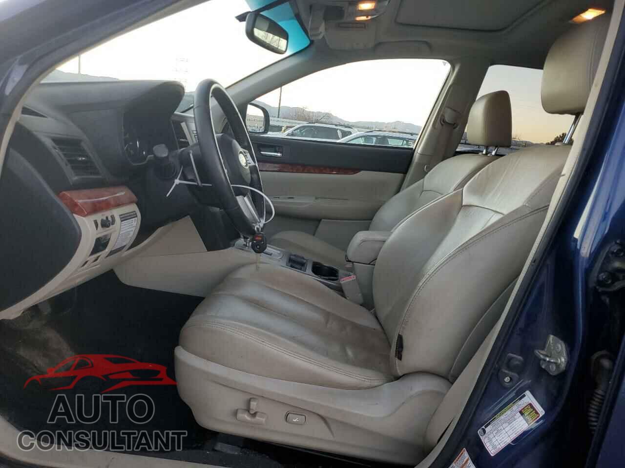 SUBARU OUTBACK 2010 - 4S4BREKC5A2349045