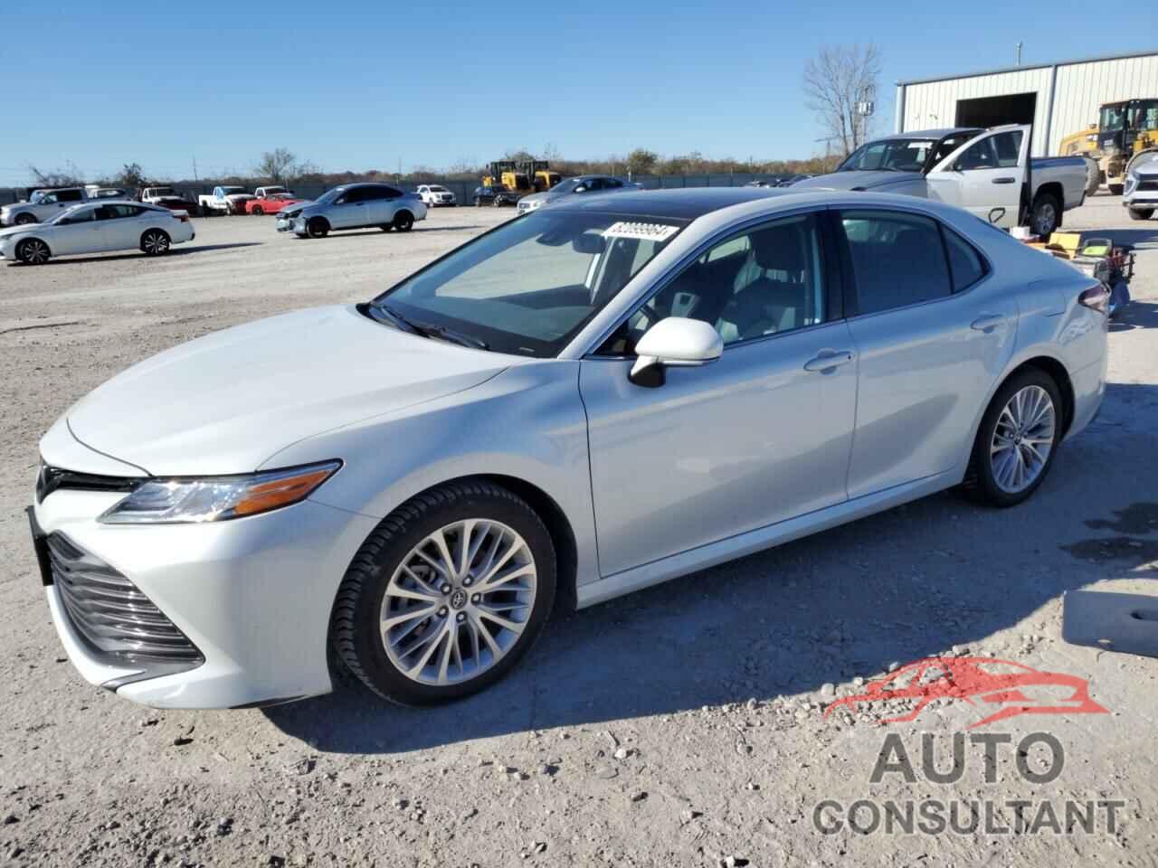 TOYOTA CAMRY 2019 - 4T1B11HK2KU766823