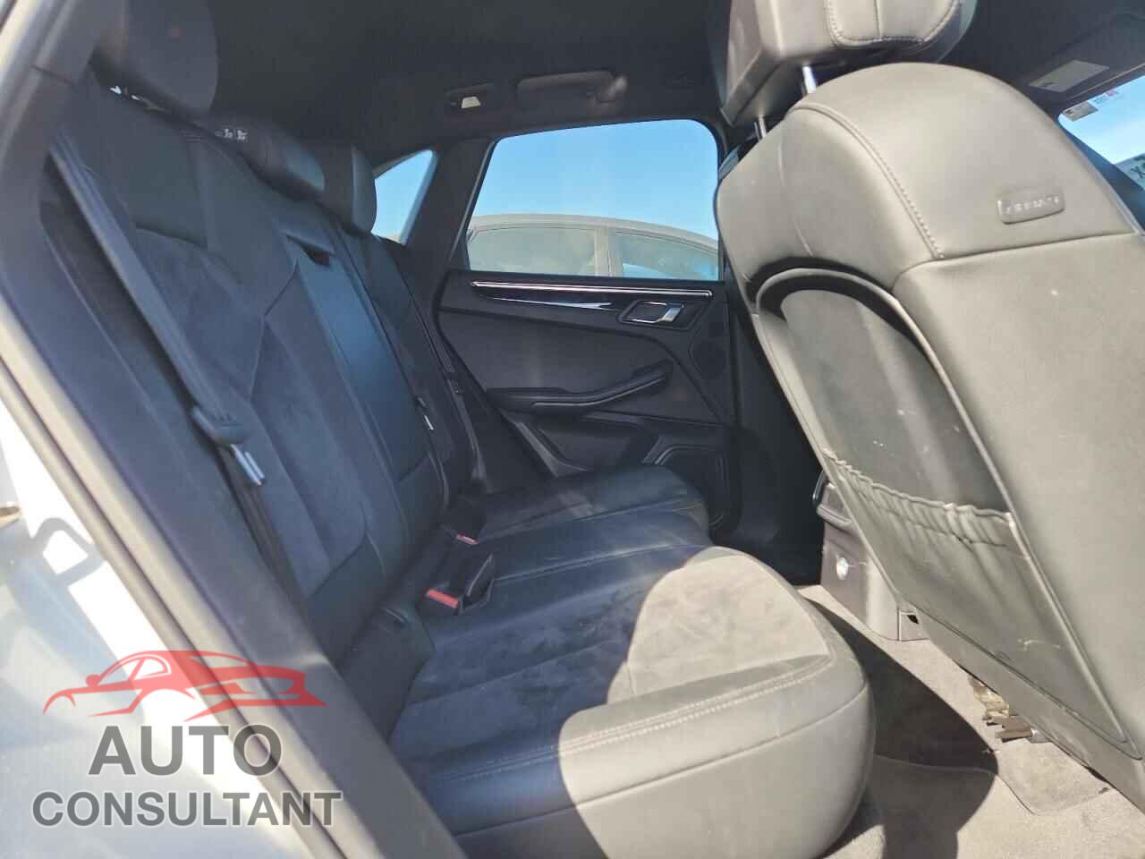 PORSCHE MACAN 2016 - WP1AB2A54GLB54738