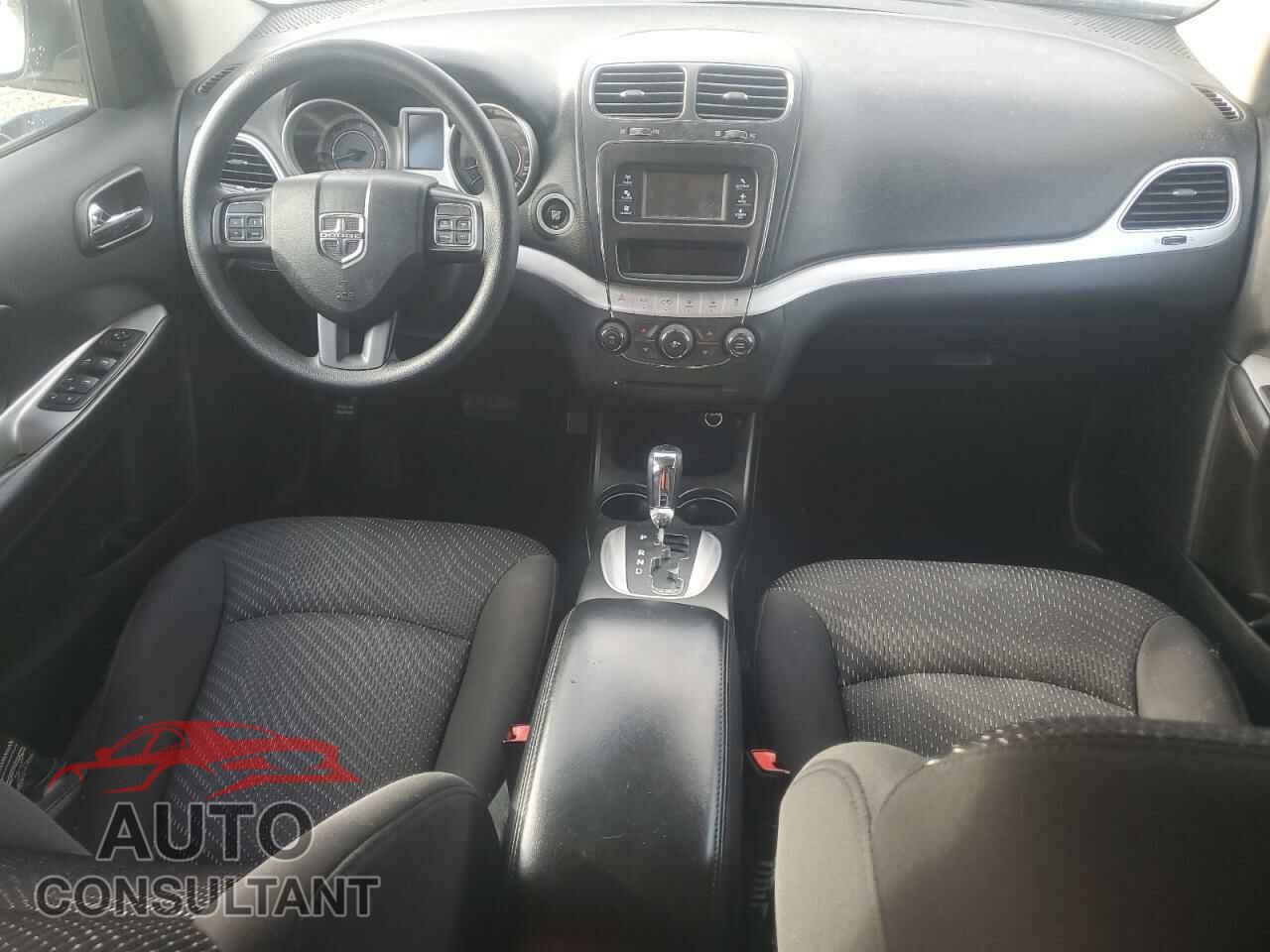 DODGE JOURNEY 2015 - 3C4PDCBG8FT742611