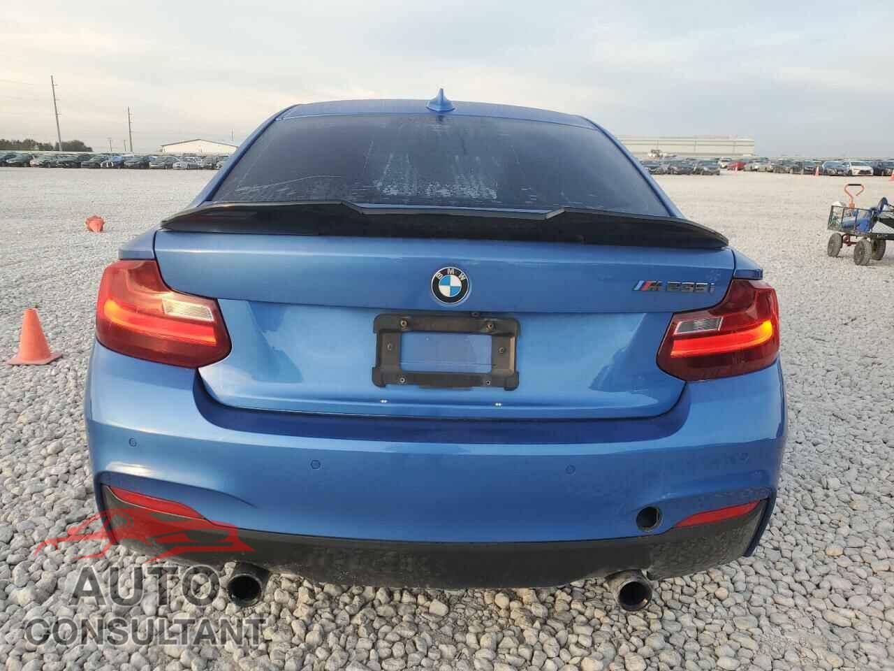 BMW M2 2015 - WBA1J7C59FV359017