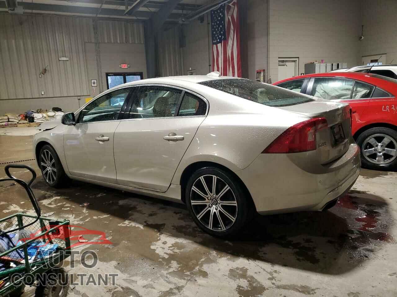 VOLVO S60 2017 - LYV402TK5HB131580