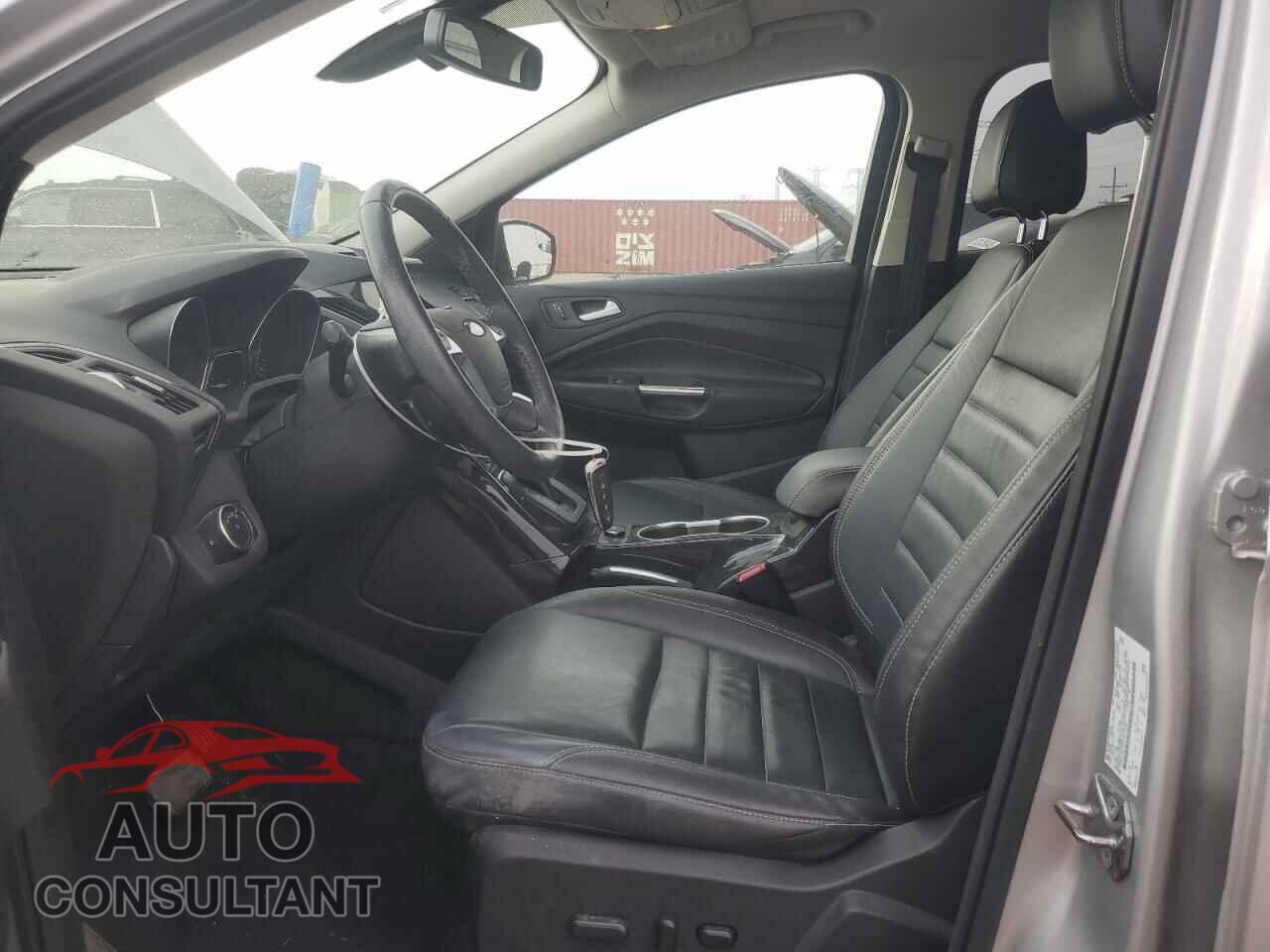 FORD ESCAPE 2015 - 1FMCU9JX0FUB16944