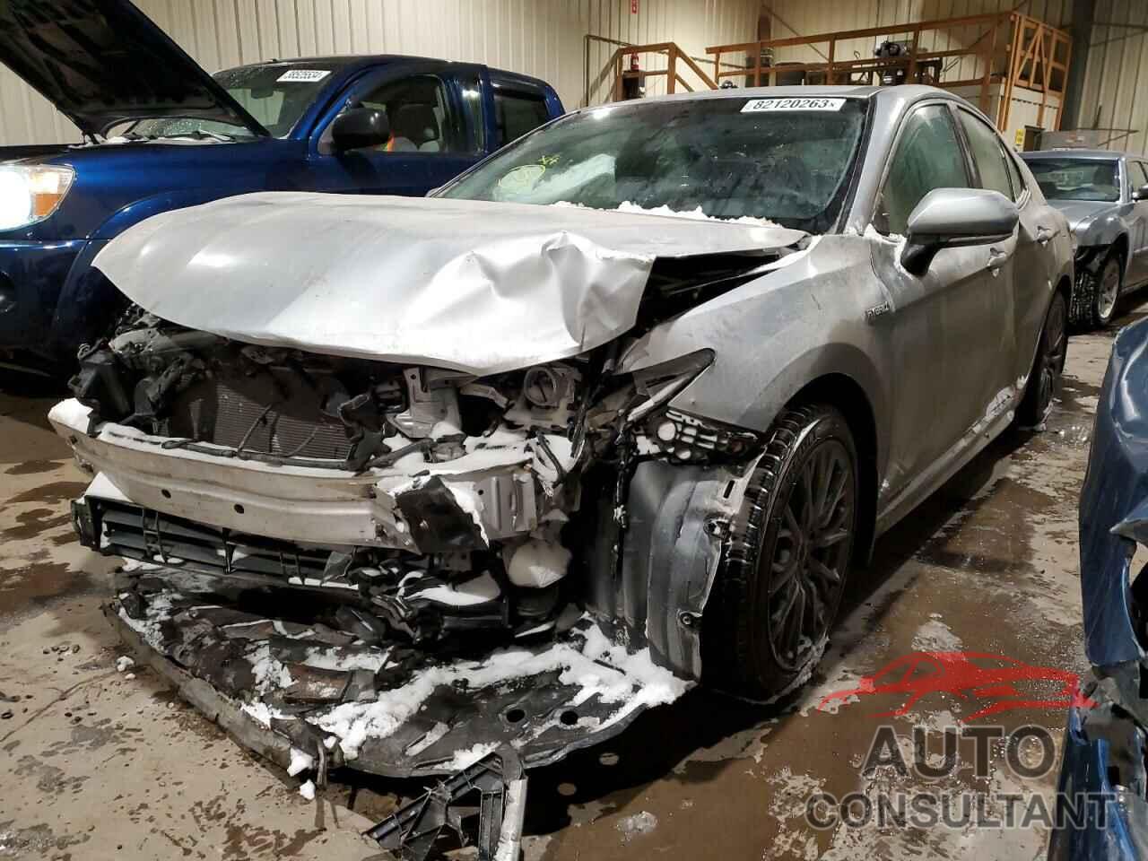 TOYOTA CAMRY 2018 - 4T1B21HK0JU007633