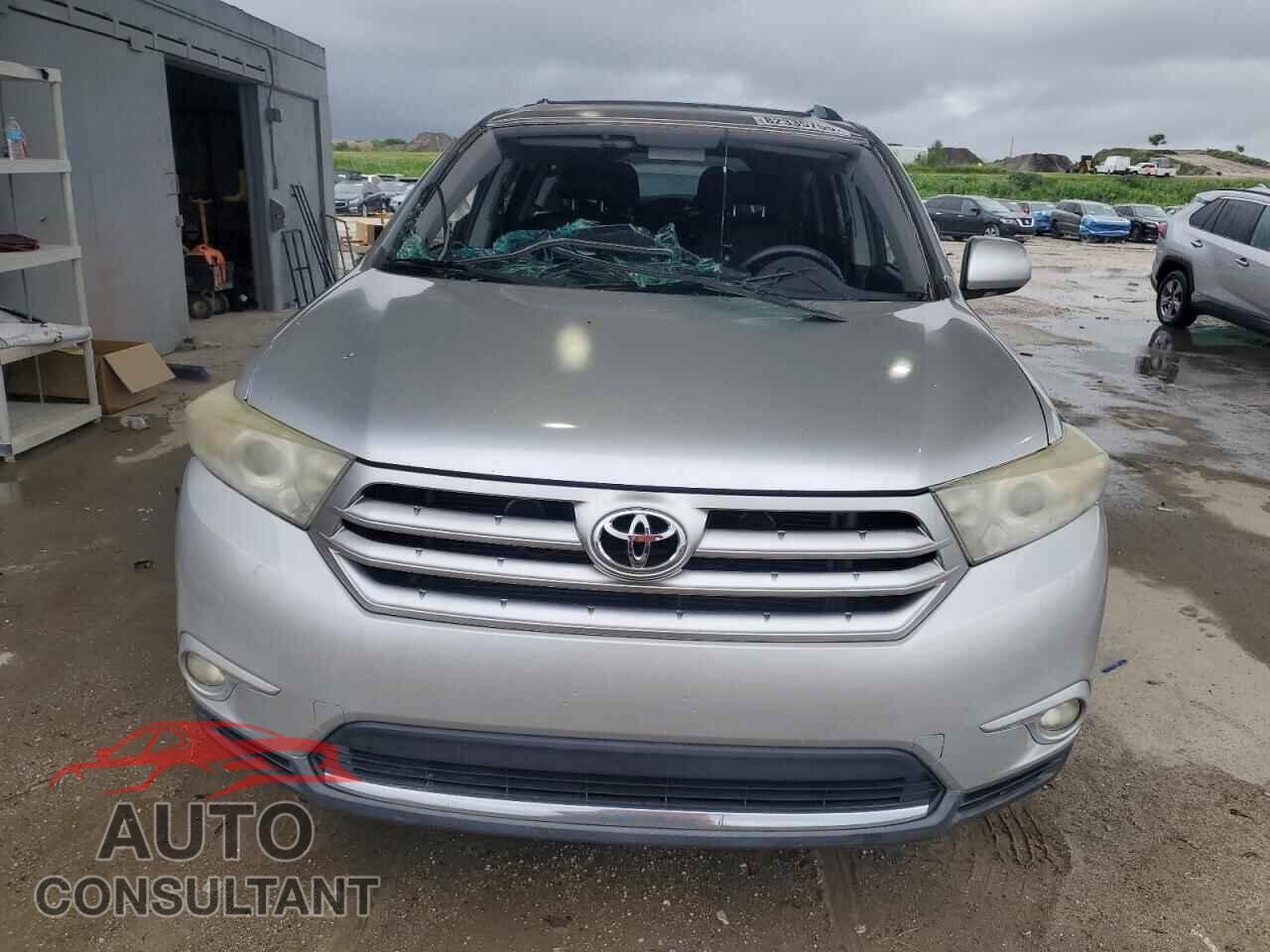 TOYOTA HIGHLANDER 2012 - 5TDYK3EH7CS085675