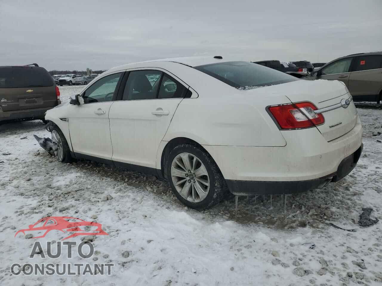 FORD TAURUS 2011 - 1FAHP2FW9BG137153