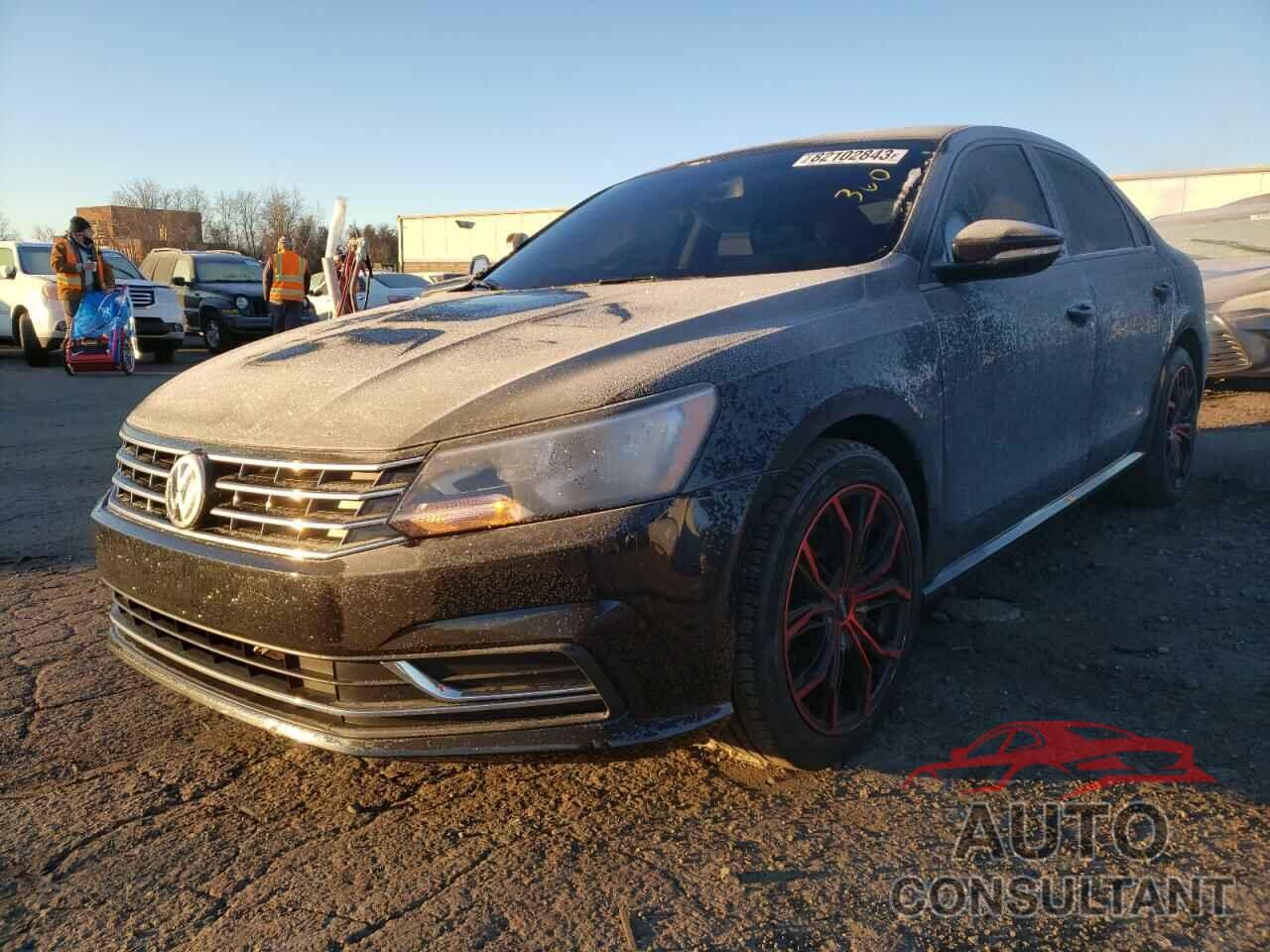 VOLKSWAGEN PASSAT 2019 - 1VWLA7A36KC000921