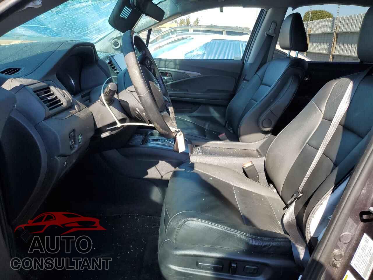 HONDA PILOT 2021 - 5FNYF6H56MB035637