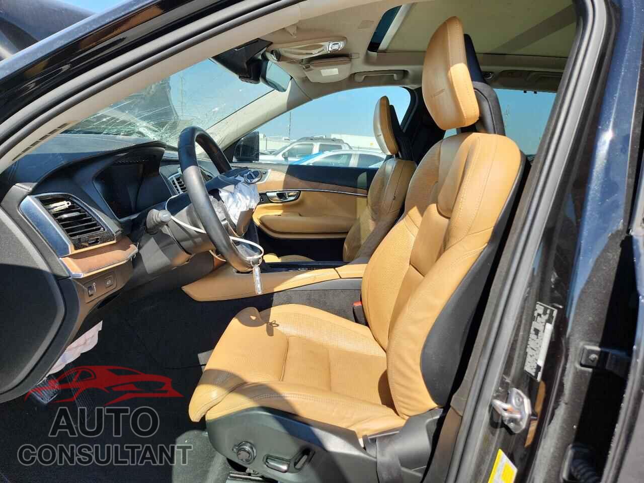 VOLVO XC90 2016 - YV4A22PL8G1048762