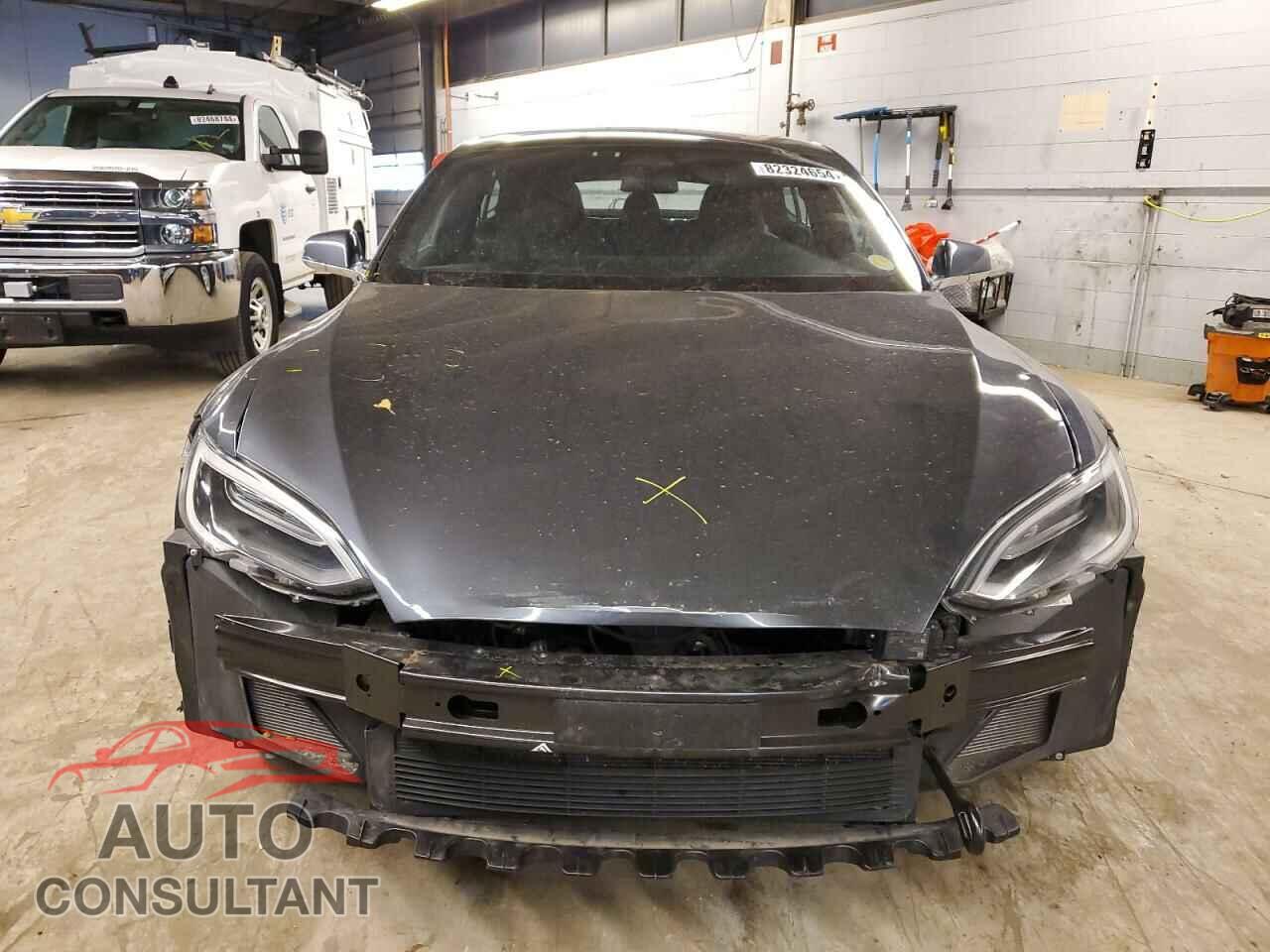 TESLA MODEL S 2017 - 5YJSA1E2XHF229241