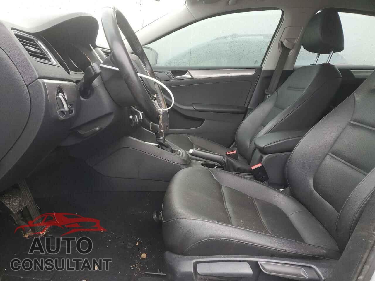 VOLKSWAGEN JETTA 2017 - 3VWDB7AJ5HM255535