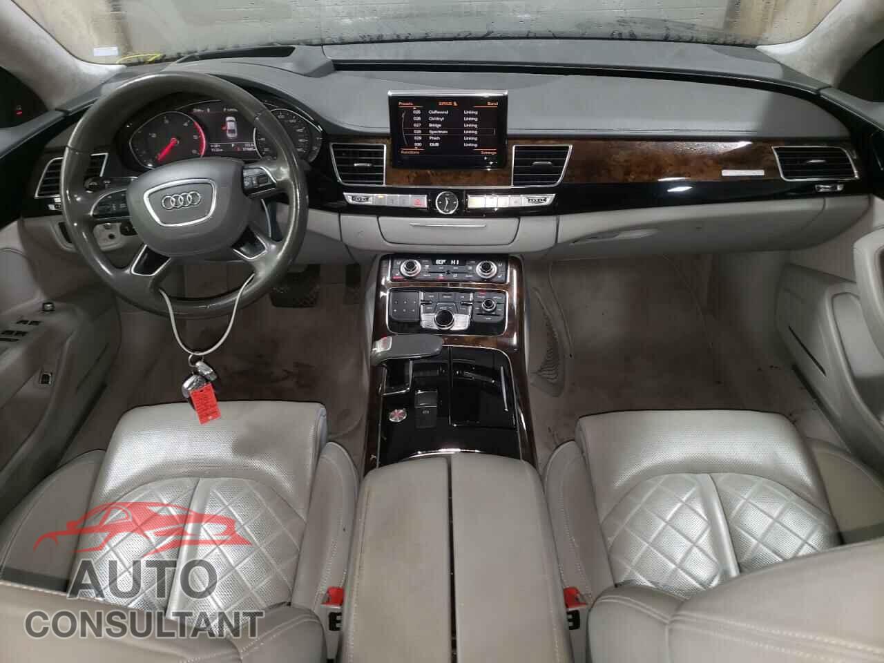 AUDI A8 2015 - WAU3MAFD1FN026648