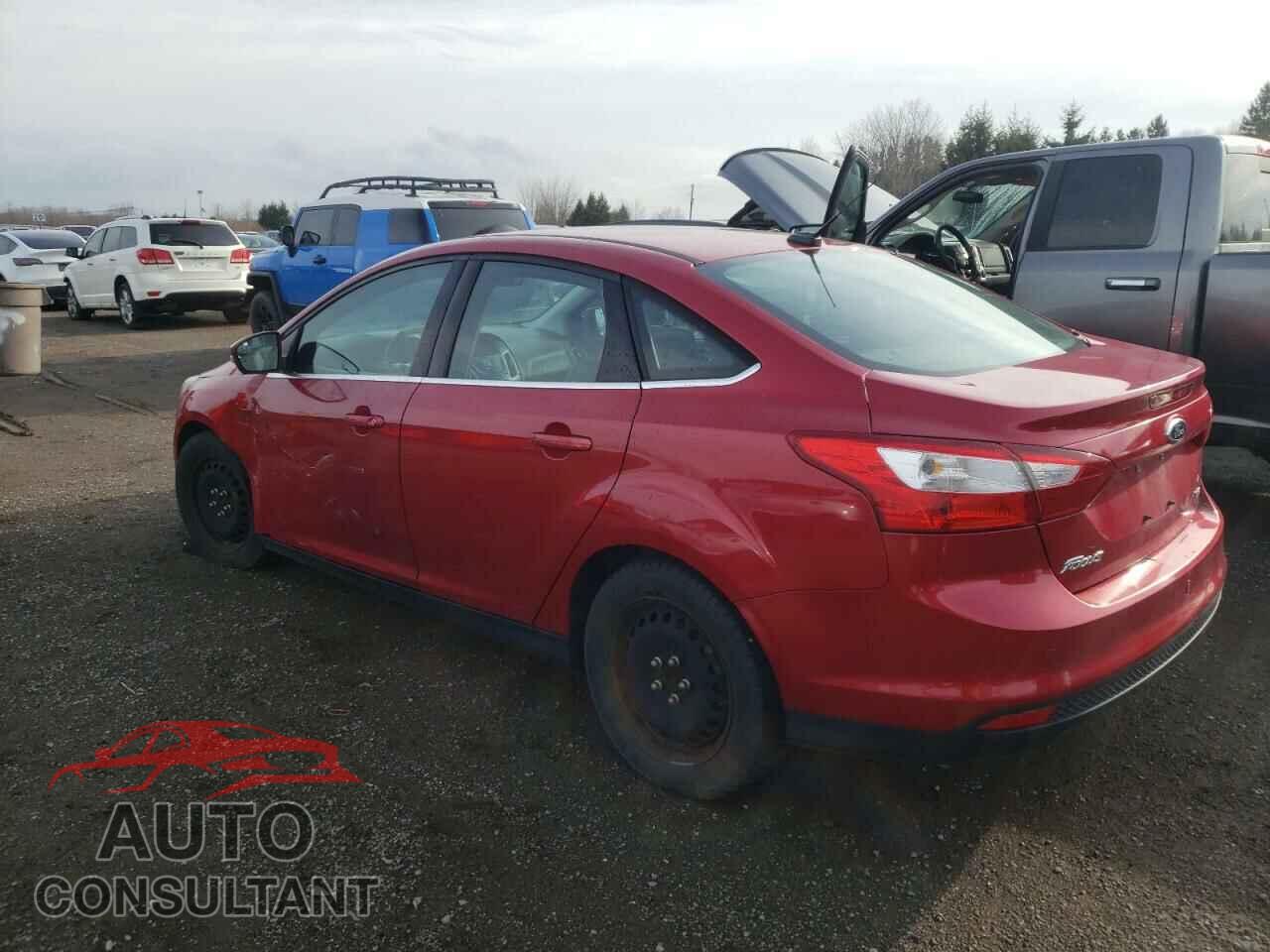 FORD FOCUS 2012 - 1FAHP3H28CL352788