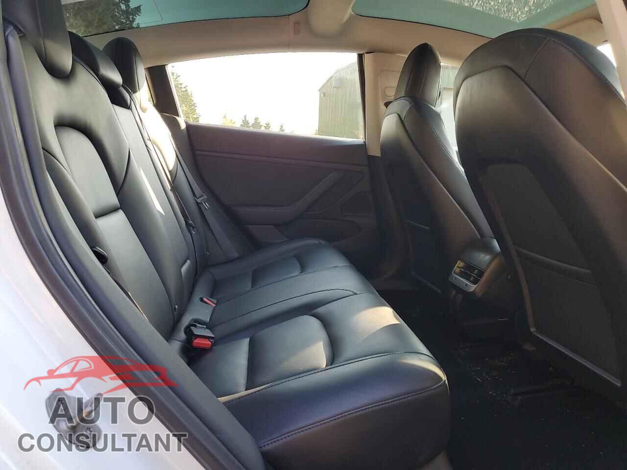 TESLA MODEL 3 2018 - 5YJ3E1EB8JF134353