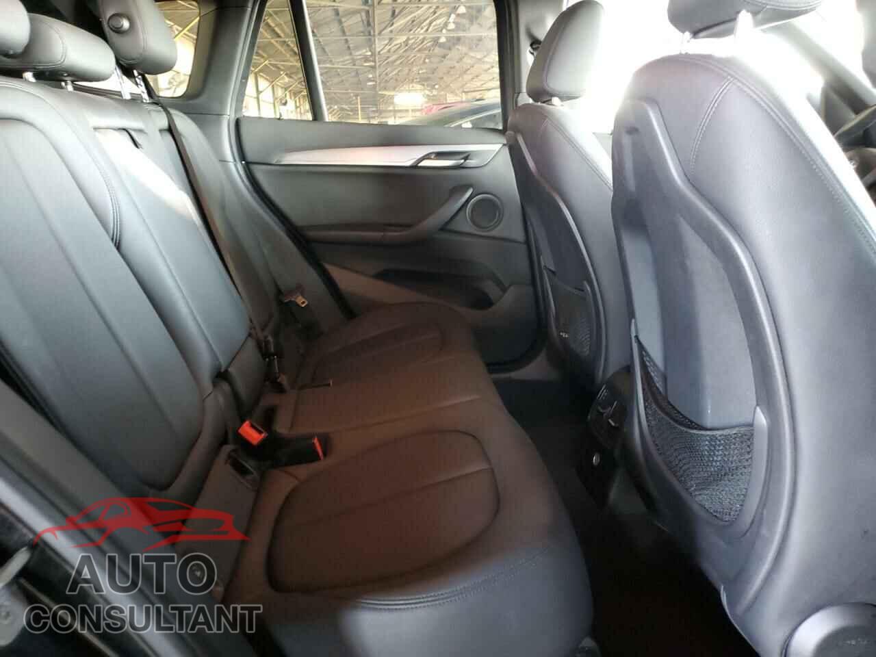 BMW X1 2016 - WBXHT3C30GP889226